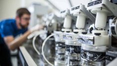 CNC Mill vs. CNC Turn