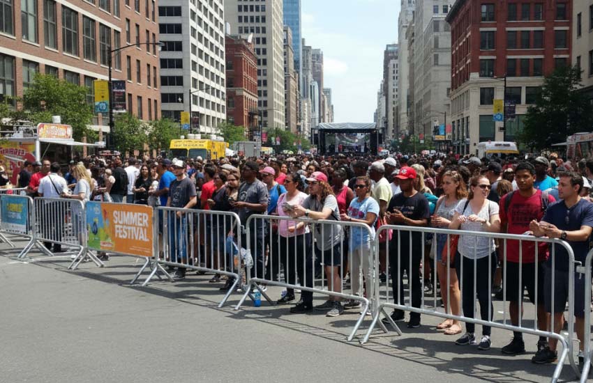 Crowd Control Barriers