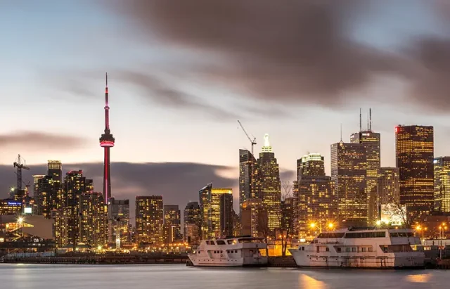 Discover Toronto Culture, Business, and Lifestyle in Canada’s Largest City