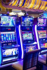 slot-machines-gaming-floor_m-1024×576